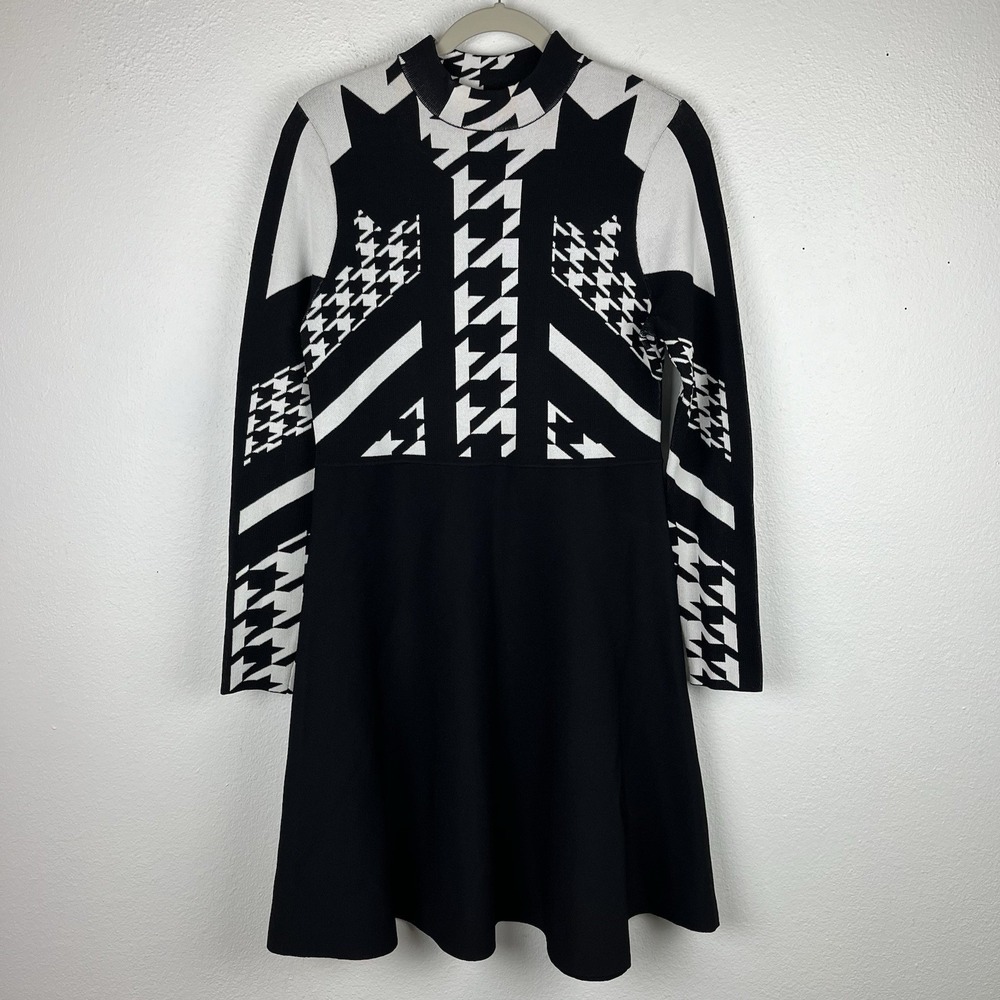 Karen Millen Women's Large Houndstooth Jacquard Knitted Skater Dress Black White